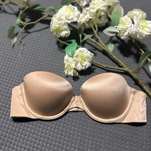 Victoria’s Secret Seamless Strapless Bra bundle